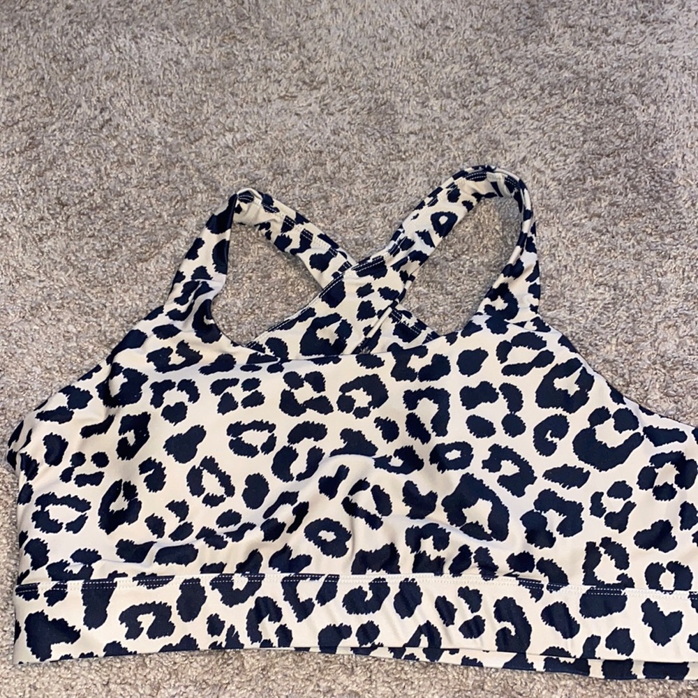 Sports bra